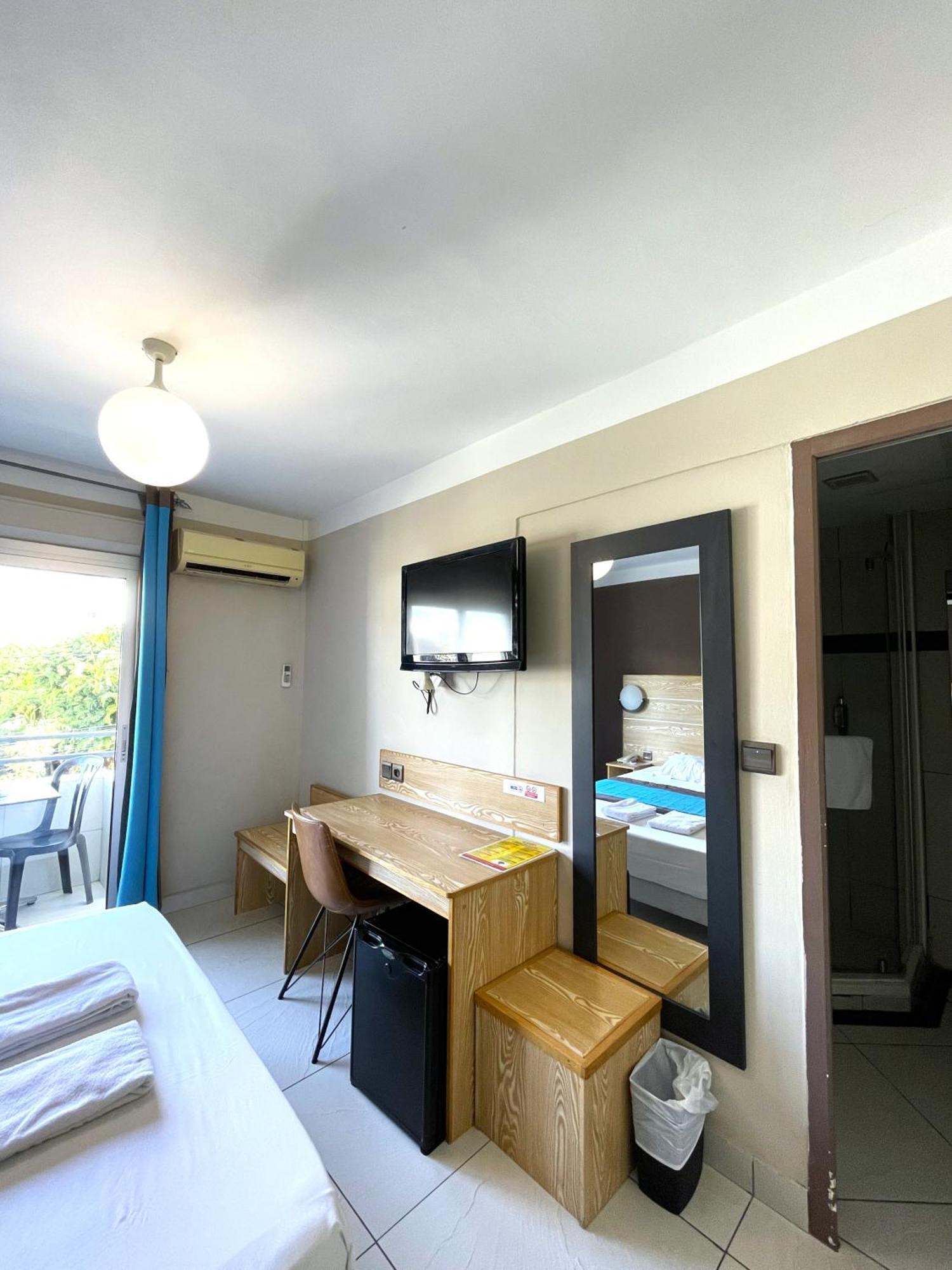 Hotel Select - Reunion Saint-Denis Exterior photo